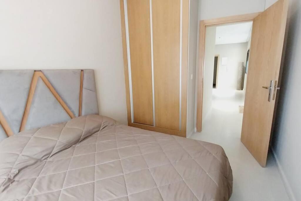 Appartement Cosy Proche Aeroport Deroua Kültér fotó