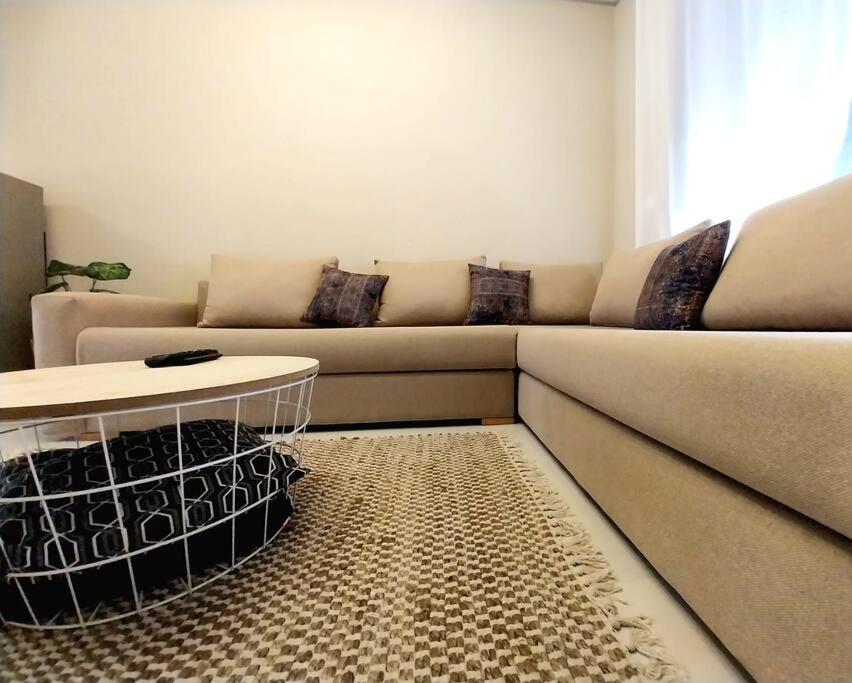 Appartement Cosy Proche Aeroport Deroua Kültér fotó